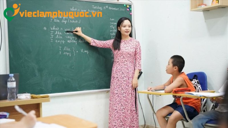 Giáo viên dạy tiếng Anh là vị trí nhiều người yêu tiên lựa chọn 